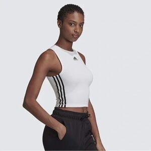 Adidas‎ Women’s Ribbed Zippable Tank size S